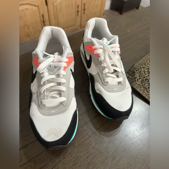 Nike Air max Correlate - size 10 - Picture 2 of 4